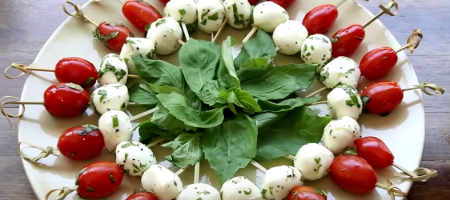 Ensalada Caprese Como Aperitivo | Recetas Con Ensaladas