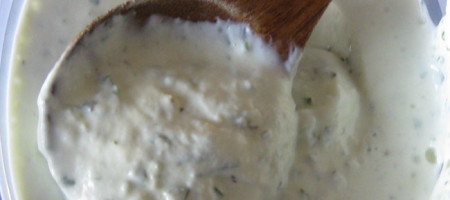 Salsa para Ensalada Casera | Aderezo de Yogur